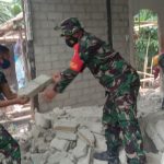 Pesonil Kodim 1418/Mamuju Bantu Korbam Gempa di Pulau Karanpuang Mamuju