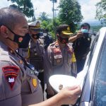 Pastikan Kepatuhan Larangan Mudik, Wakapolda Sulbar Turun Langsung Periksa Warga Diperbatasan