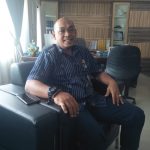 Otoritas Badara Tampa Padang Tutup Penerbangan Komersial