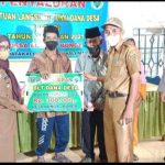 Bhabinkamtibmas Desa Bunga-Bunga Mengamankan Penyaluran BLT Dana Desa Tahap II