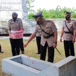 Gelora Hari Bhayangkara, Polres Majene Gelar Ziarah dan Tabur Bunga di TMP