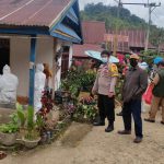 Tracing Contact Covid-19, Bhabinkamtibmas dan Babinsa Dampingi Tim Tracer Puskesmas Aralle