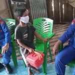 Personil Polairud Polda Sulbar Salurkan Bantuan Untuk Anak Yatim Piatu