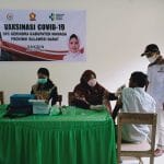 DPC Partai Gerindra Mamasa Gelar Vaksinasi di Bumal