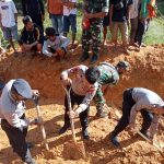Polres Mamasa Bantu Evakuasi Pembersihan Tanah Longsor di Dusun Tamalantik
