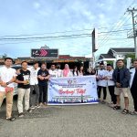 Meriahkan Bulan Suci Ramadhan, Suporter Real Madrid Mamuju Bagi Takjil