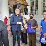 Cegah Stunting, PT Berdikari Salurkan Bantuan KRS di Mamuju