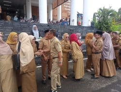 Hari Pertama Masuk Kerja Pasca Libur Lebaran, Pemkab Mamuju Apel Bersama dan Halal Bihalal