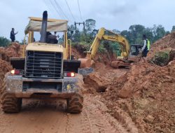 BPJN Wilayah II Sulbar Berhasil Buka Akses Jalan Mamuju-Mamasa yang Tertutup Material Longsor