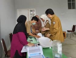 Kadis PMD Sulbar Pantau Aktivitas Posyandu Malaqbi’ di Mamuju
