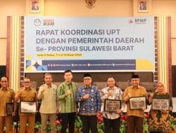 Hadiri Rapat Koordinasi UPT se Sulbar, Disdikpora Mamuju dapat Penghargaan