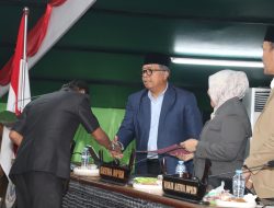 Hadiri Pandangan Fraksi DRPD Sulbar Terkait RAPBDP 2024, Sekprov Beri Apresiasi