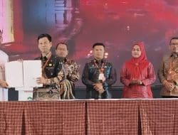 Pj Gubernur Launching Penggunaan Kartu Elektronik Untuk Transaksi Pemerintahan