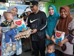 Pj.Bahtiar Bersama TP-PKK Sulbar Galakkan Uji Coba Makan Bergizi Bagi Anak dan Ibu Hamil di Polman