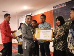 Pemprov Sulbar Beri Penghargaan Kepada Sejumlah Pelaku UMKM