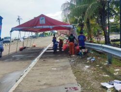 Atas Arahan Gubernur, DLHK Mamuju Kawal Kebersihan Jalan Arteri Selama Event Sandeq Silumba 2025