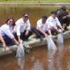 Bupati Welem Sambolangi Serahkan Benih Ikan, Ajak Petani Mamasa Tinggalkan Pola Tradisional