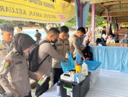 Antisipasi Risiko Wisata Pantai, Biddokkes Polda Sulbar Beri Layanan Kesehatan Gratis