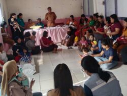 Tekan Stunting, Lurah Lakahang Gandeng Petugas Kesehatan Lancarkan Kegiatan Posyandu