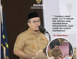Tak Hanya Zakat Fitrah, Bupati Mamuju Tengah Juga Tunaikan Zakat Maal di Awal Ramadan