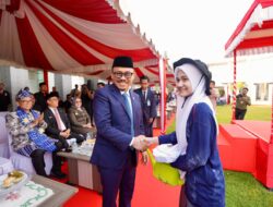 Hardiknas 2026, Gubernur Suhardi Duka Fokus Tangani Anak Putus Sekolah di Sulbar