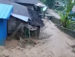 Breaking News: Banjir Terjang Desa Hahangan, 5 Rumah Warga Rusak