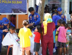 Hari Bhayangkara ke-80, Kapolda Sulbar Hadir Membawa Harapan bagi Warga Pulau Ambo