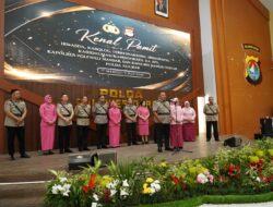 Kapolda Sulbar Beri Penghormatan kepada Pejabat Lama, Sambut Regenerasi Kepemimpinan