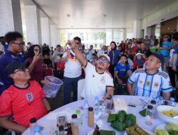 Nobar Piala Dunia di Kantor Gubernur Sulbar Meriah, Sorak Sorai Warnai Kemenangan Argentina