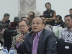 Di Balik Tirai Newsroom Jaga Desa Oleh : Prof. Dr.Taufiqurokhman, S.H, A. Ks, S.Sos, M.Si