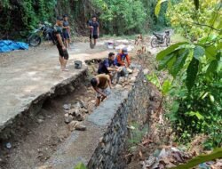 Gotong Royong Membangun Desa: Saat Talud Menguatkan Tanah dan Rumah Menghadirkan Harapan