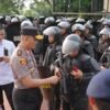 Kapolda Sulbar Cek Langsung Kesiapan Pasukan, Pastikan Pengawalan Aspirasi Berjalan Humanis