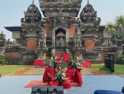 Tarian Tenggang-Tenggang Lopi Tampil Memukau di Festival Negeri Kami 2026, Angkat Budaya Sulawesi Barat di TMII