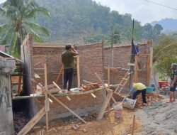 Gotong Royong Satgas TMMD dan Warga, Rumah Layak Huni di Pammulukang Mulai Terbentuk