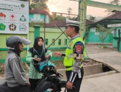 Bukan Tilang, Polda Sulbar Beri Teguran Edukatif kepada Pelajar Pelanggar Lalu Lintas