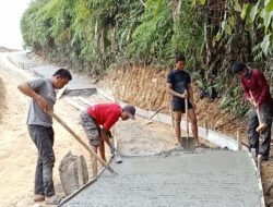 TNI Hadir untuk Rakyat, Pembangunan Rabat Beton TMMD ke-130 Terus Berlanjut di Mamuju