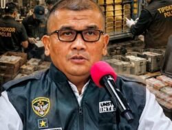 Irjen Adi Deriyan Dimutasi, Irjen Totok Suharyanto Dipercaya Pimpin Polda Sulbar